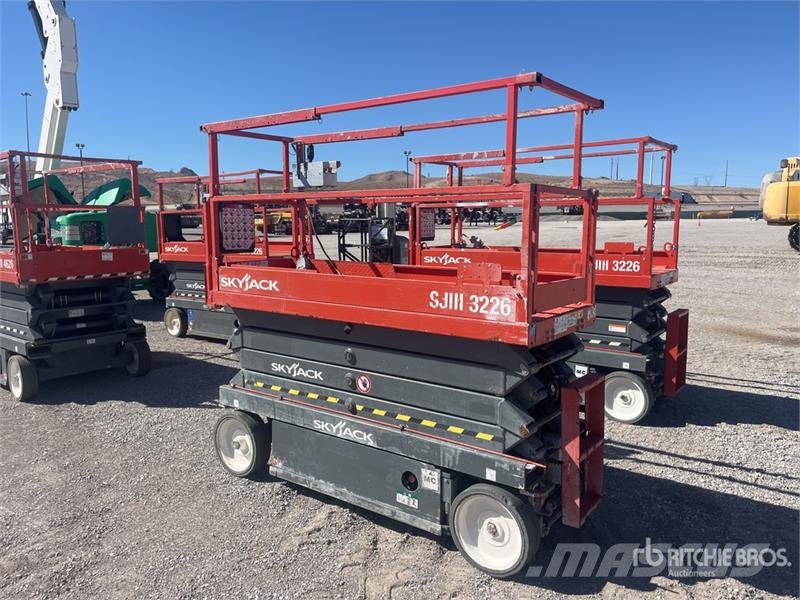 SkyJack SJIII 3226 Electric Scissor Lift Žirkliniai keltuvai