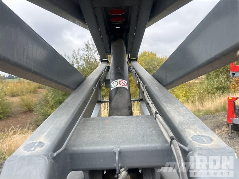 SkyJack SJIII 3226 Electric Scissor Lift 剪叉式升降机