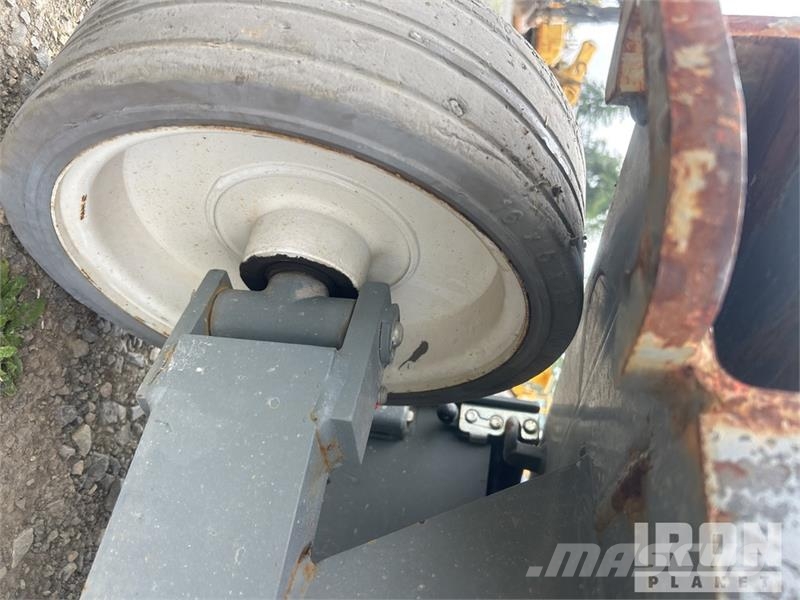 SkyJack SJIII 3226 Electric Scissor Lift 剪叉式升降机