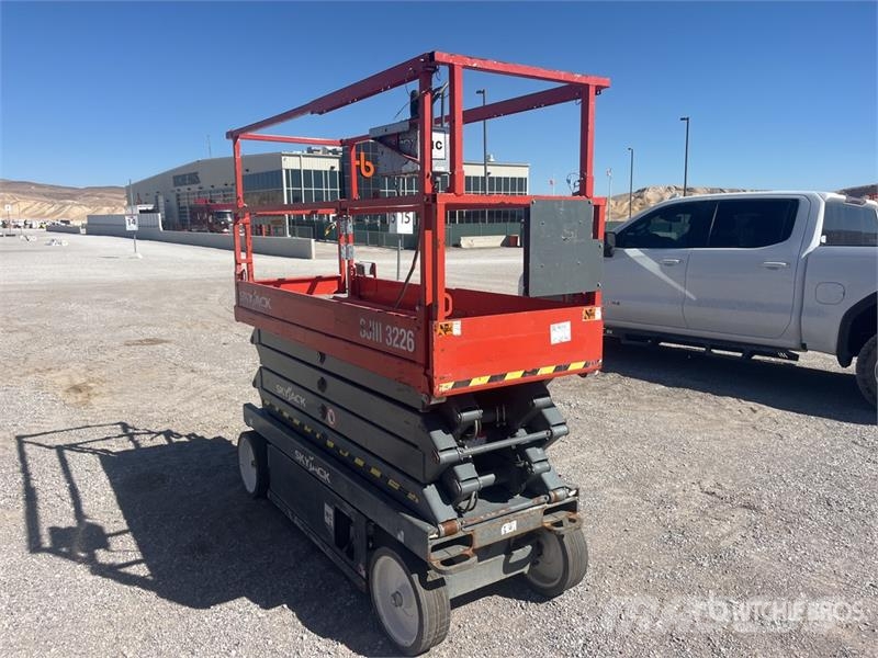 SkyJack SJIII 3226 Electric Scissor Lift Žirkliniai keltuvai