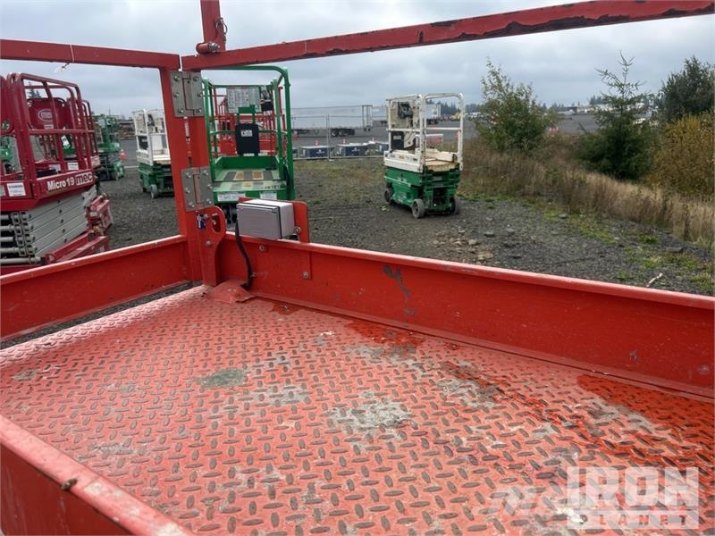 SkyJack SJIII 3226 Electric Scissor Lift 剪叉式升降机