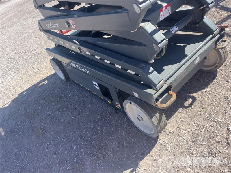 SkyJack SJIII 4632 Electric Scissor Lift Ανυψωτήρες ψαλιδωτής άρθρωσης
