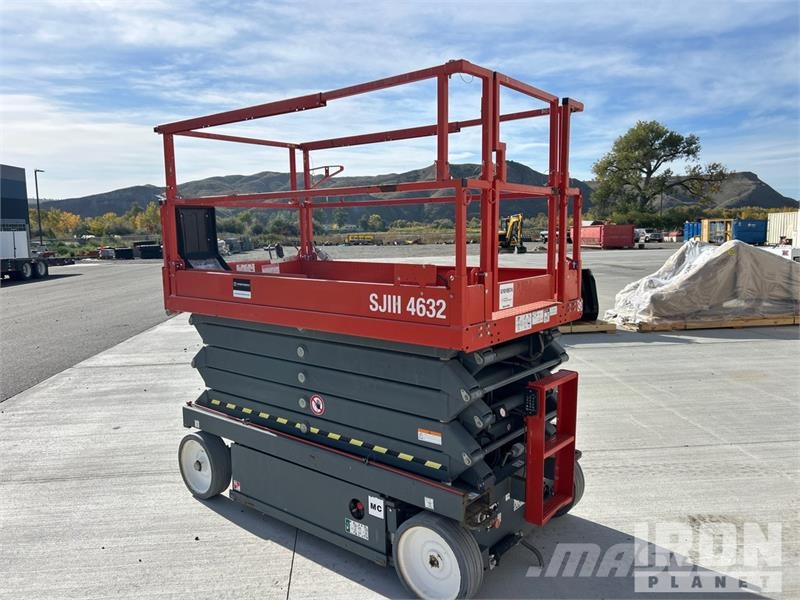 SkyJack SJIII 4632 Electric Scissor Lift Ollós emelők