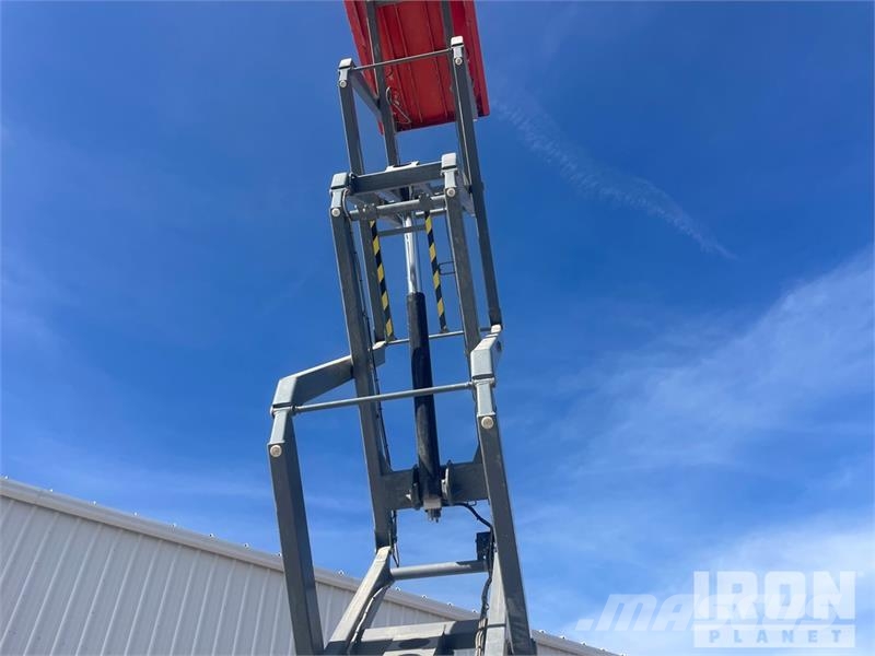 SkyJack SJIII-4632 Electric Scissor Lift Škarjaste dvižne ploščadi