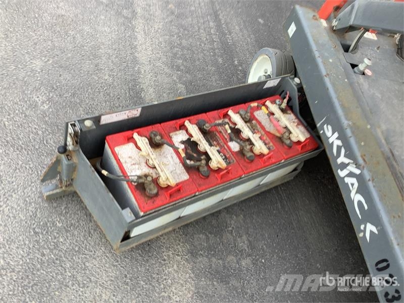SkyJack SJIII3219 Electric Scissor Lift Scissor lifts