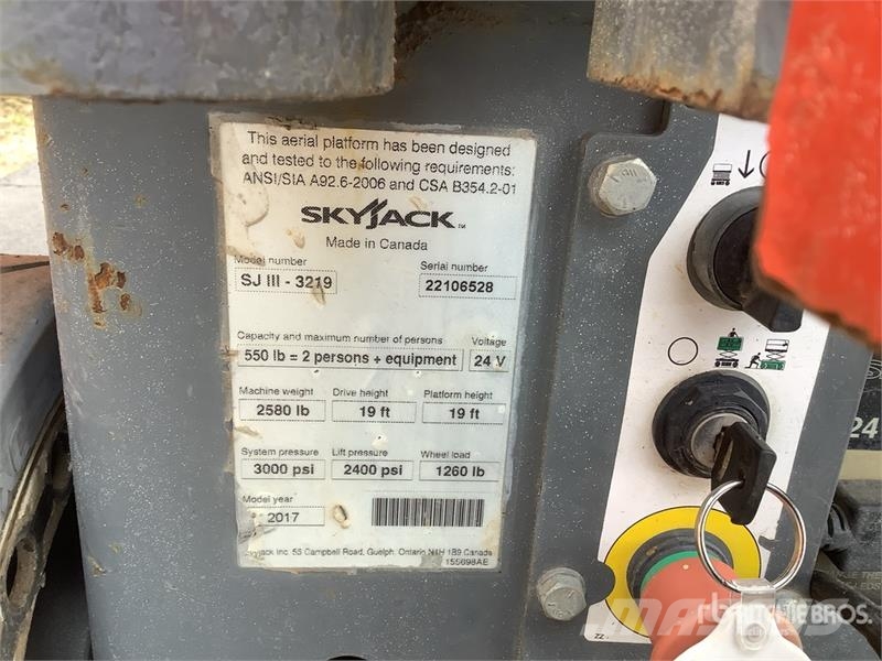 SkyJack SJIII3219 Electric Scissor Lift Scissor lifts