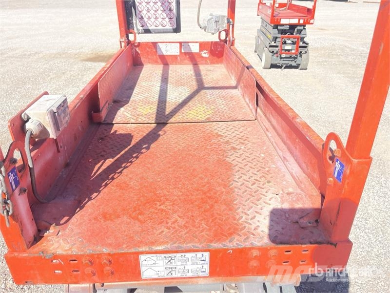 SkyJack SJIII3219 Electric Scissor Lift Saxliftar