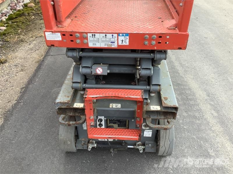 SkyJack SJIII3219 Electric Scissor Lift Scissor lifts