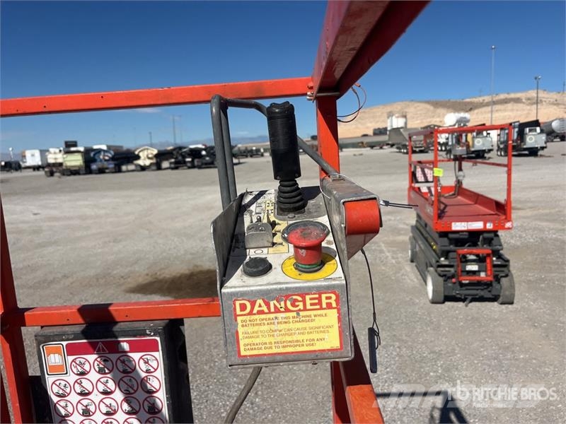SkyJack SJIII3219 Electric Scissor Lift Saxliftar