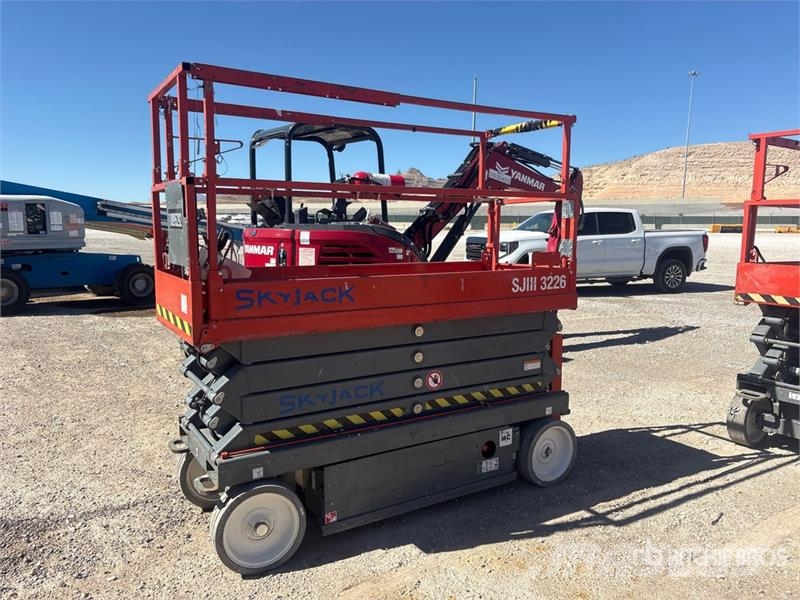 SkyJack SJIII3226 Electric Scissor Lift Scissor lifts