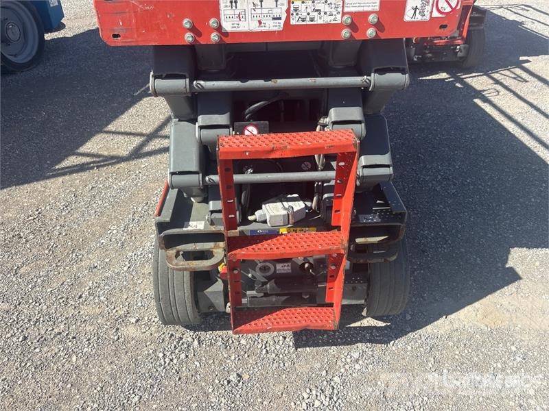 SkyJack SJIII3226 Electric Scissor Lift Scissor lifts