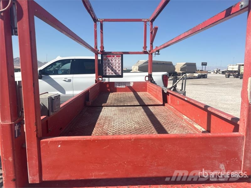 SkyJack SJIII3226 Electric Scissor Lift Scissor lifts