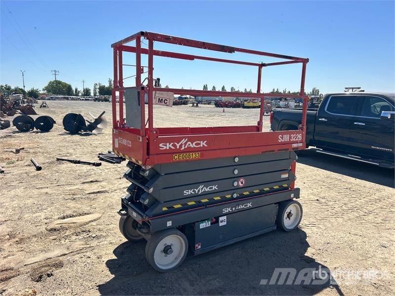 SkyJack SJIII3226 Electric Scissor Lift Scissor lifts