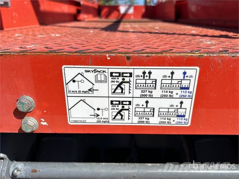 SkyJack SJIII3226 Electric Scissor Lift Scissor lifts