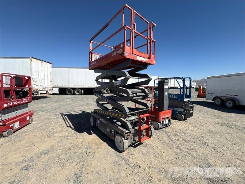 SkyJack SJIII4626 Electric Scissor Lift Saksilavat
