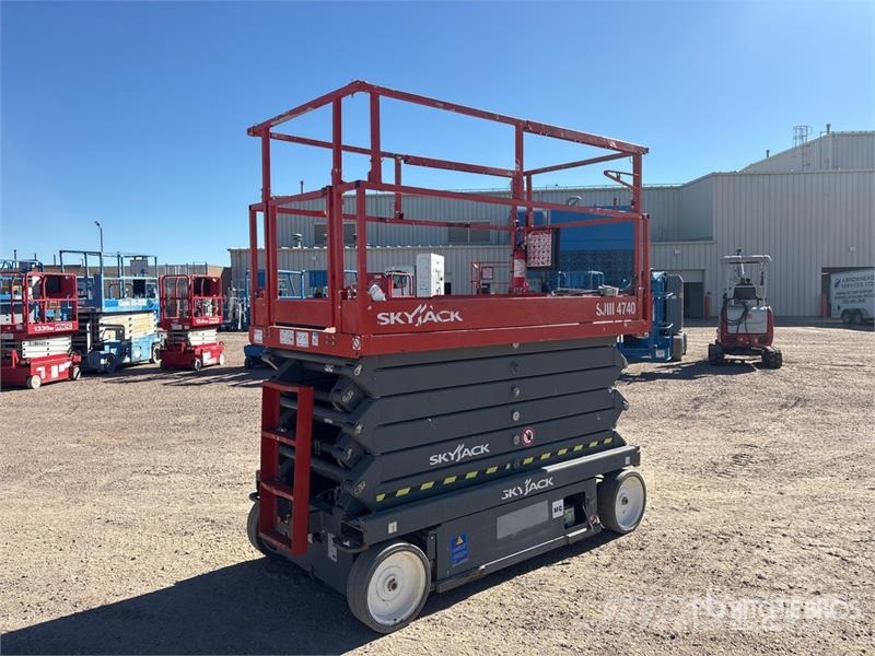 SkyJack SJIII4740 Electric Scissor Lift Škaraste platforme