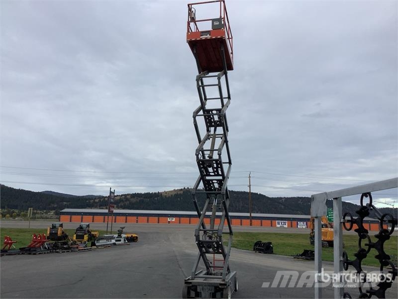 SkyJack SJIII4740 Electric Scissor Lift Šķerveida pacēlāji