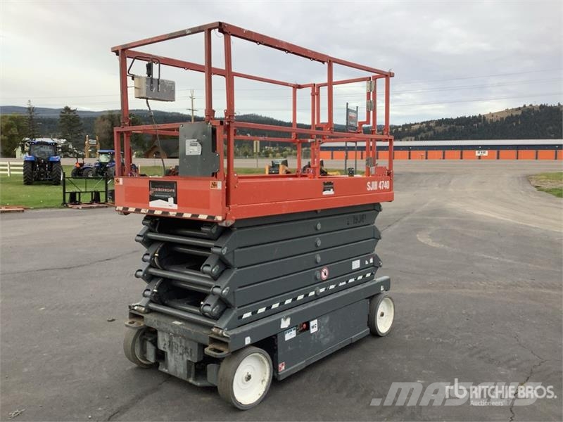 SkyJack SJIII4740 Electric Scissor Lift Šķerveida pacēlāji
