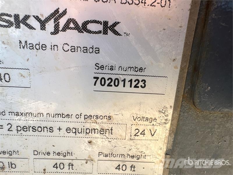 SkyJack SJIII4740 Electric Scissor Lift Škaraste platforme