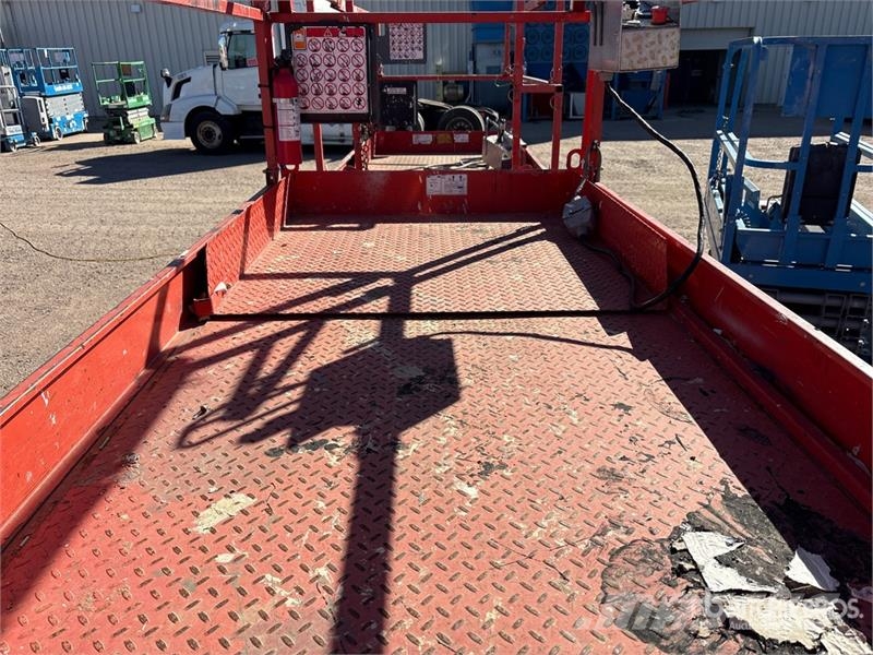 SkyJack SJIII4740 Electric Scissor Lift Škaraste platforme