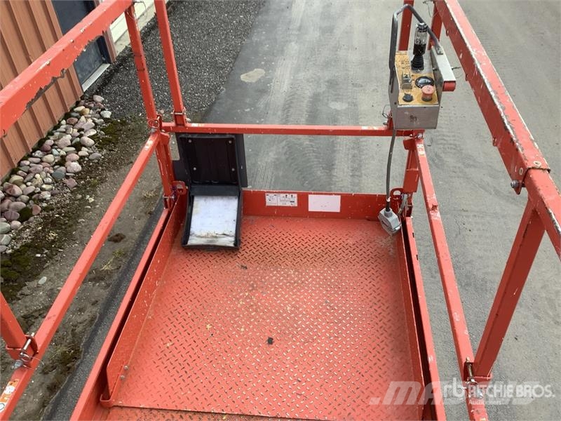 SkyJack SJIII4740 Electric Scissor Lift Scissor lifts