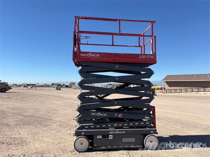 SkyJack SJIII4740 Electric Scissor Lift Škaraste platforme