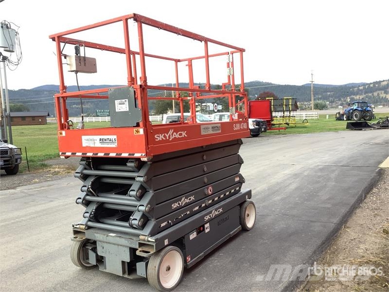 SkyJack SJIII4740 Electric Scissor Lift Scissor lifts