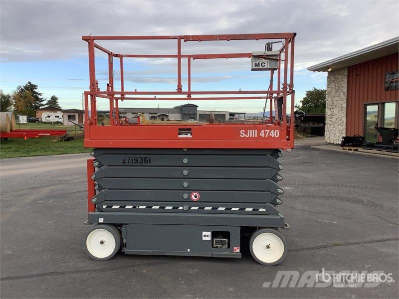 SkyJack SJIII4740 Electric Scissor Lift Šķerveida pacēlāji
