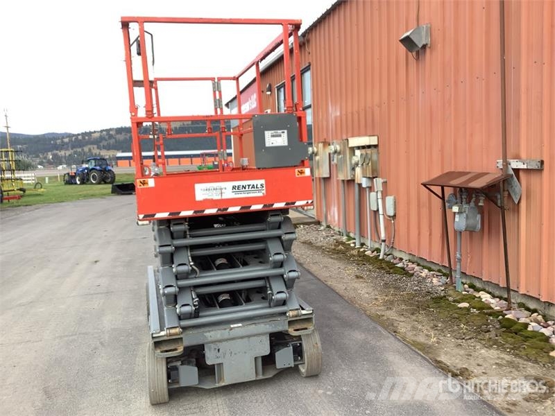 SkyJack SJIII4740 Electric Scissor Lift Scissor lifts