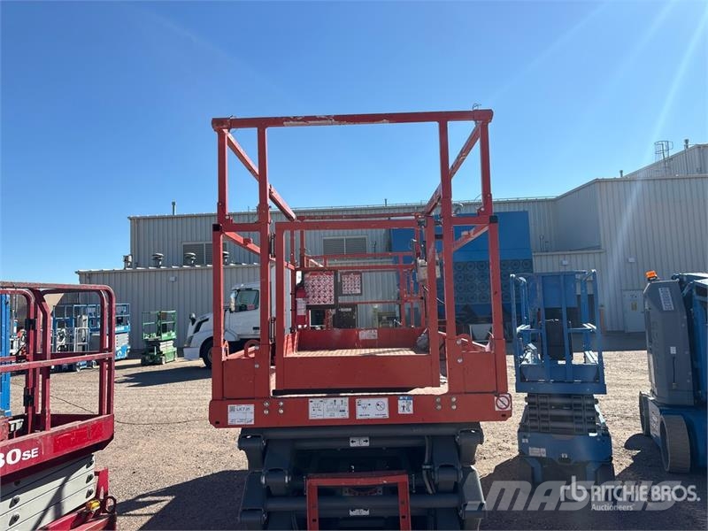 SkyJack SJIII4740 Electric Scissor Lift Škaraste platforme