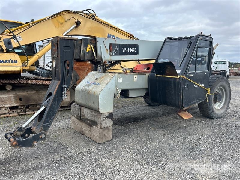SkyJack VR-1044 Telehandler (Inoperable) テレスコーピックハンドラー