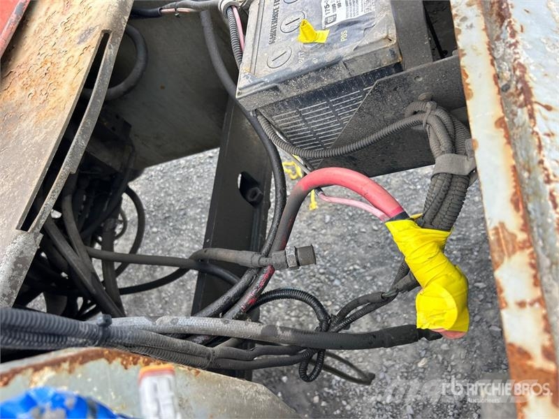 SkyJack VR-1044 Telehandler (Inoperable) テレスコーピックハンドラー