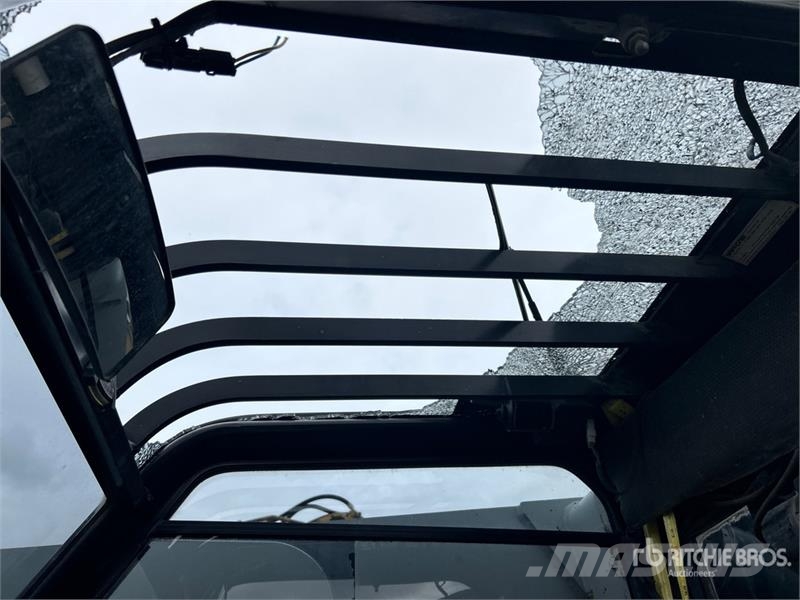 SkyJack VR-1044 Telehandler (Inoperable) テレスコーピックハンドラー