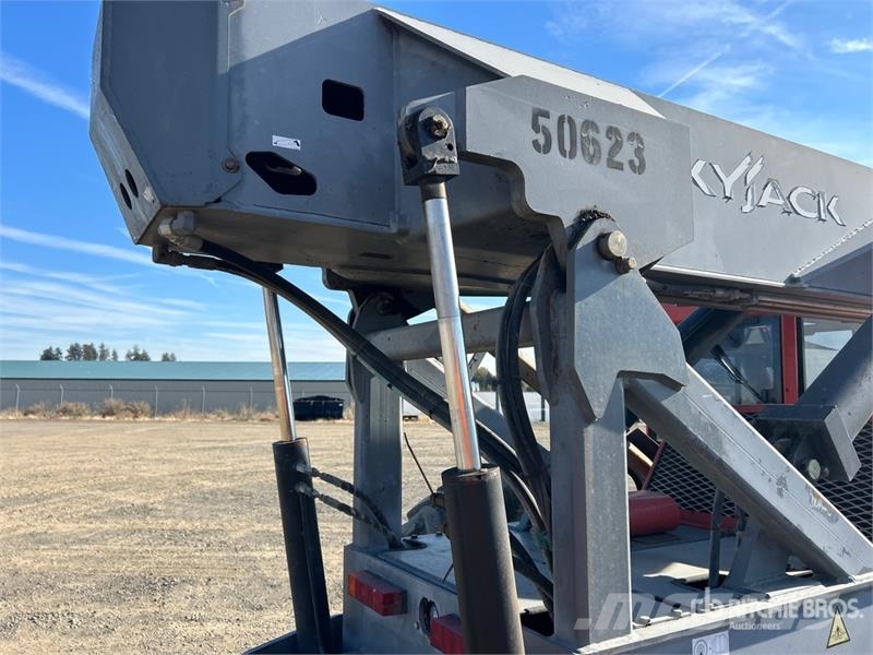 SkyJack VR846 4x4x4 Telehandler 텔러 핸들러