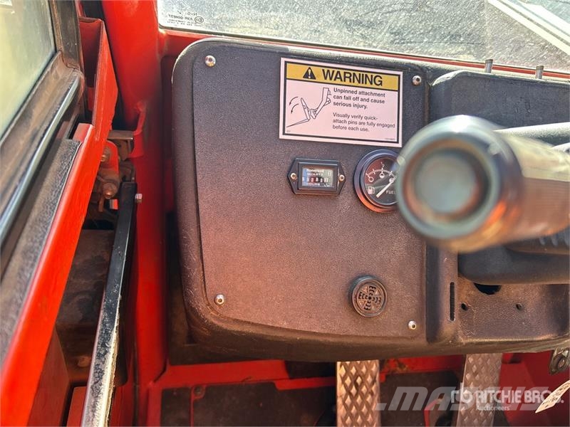 SkyJack VR846 4x4x4 Telehandler 텔러 핸들러