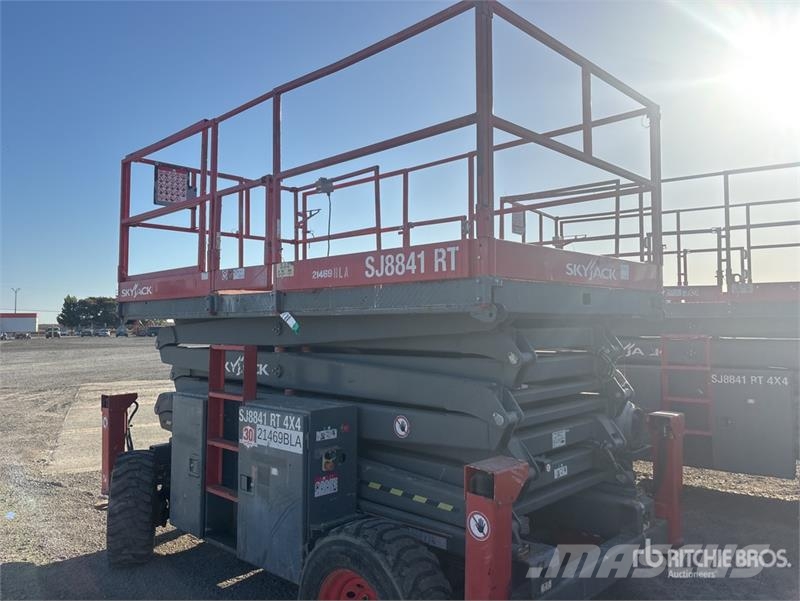 Skyjacker 4x4 Dual Fuel Scissor Lift Šķerveida pacēlāji