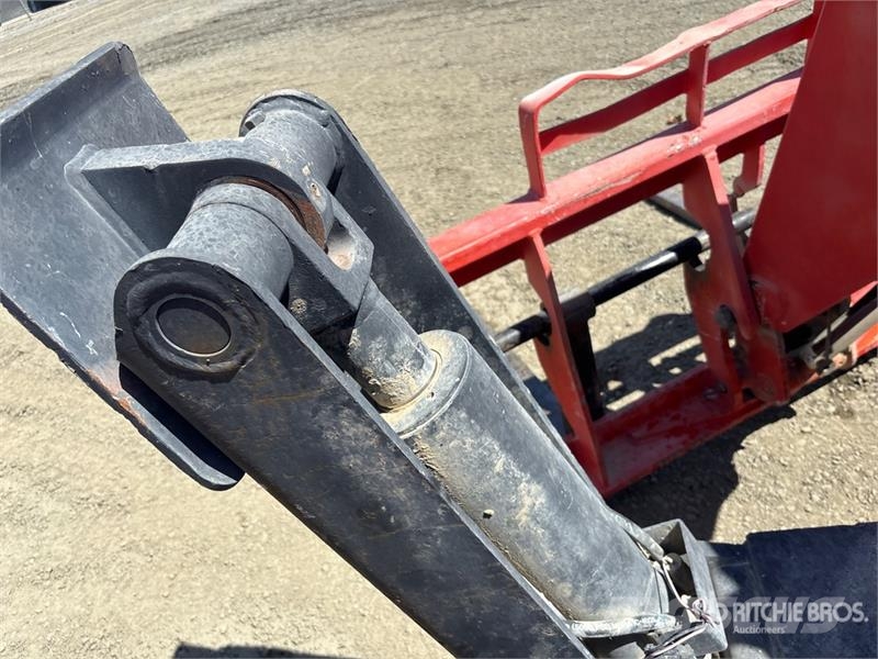 SkyTrak 10054 Telescopic handlers