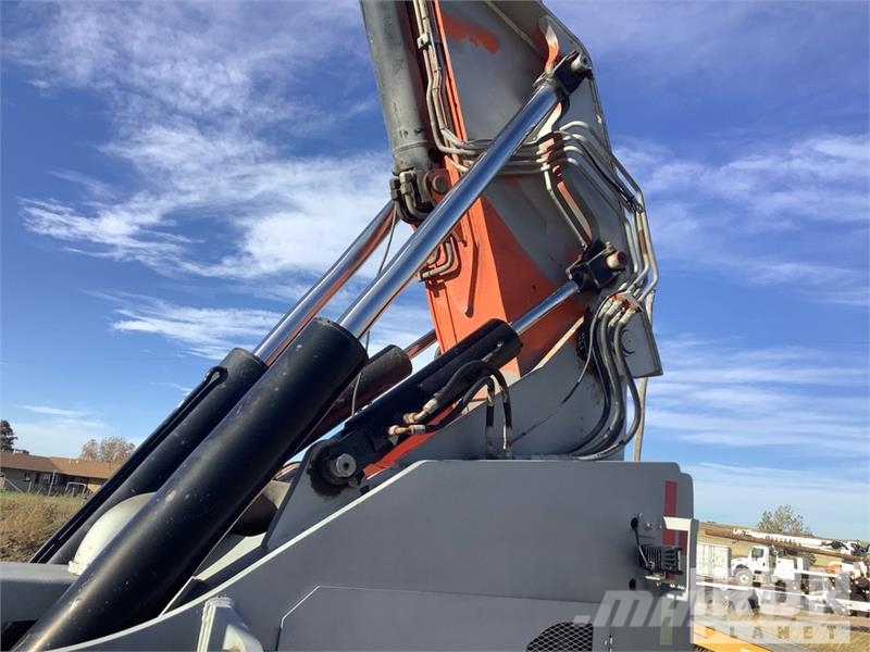 SkyTrak 10054 Telescopic handlers