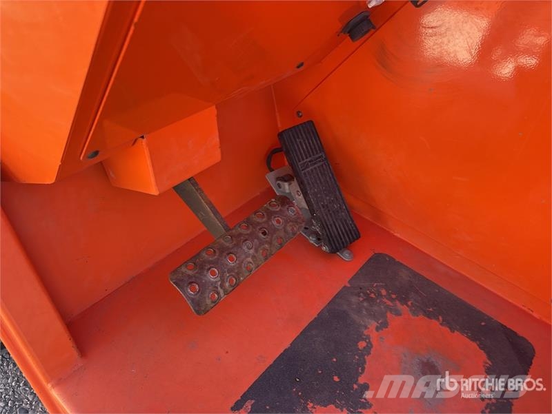SkyTrak 10054 Telescopic handlers