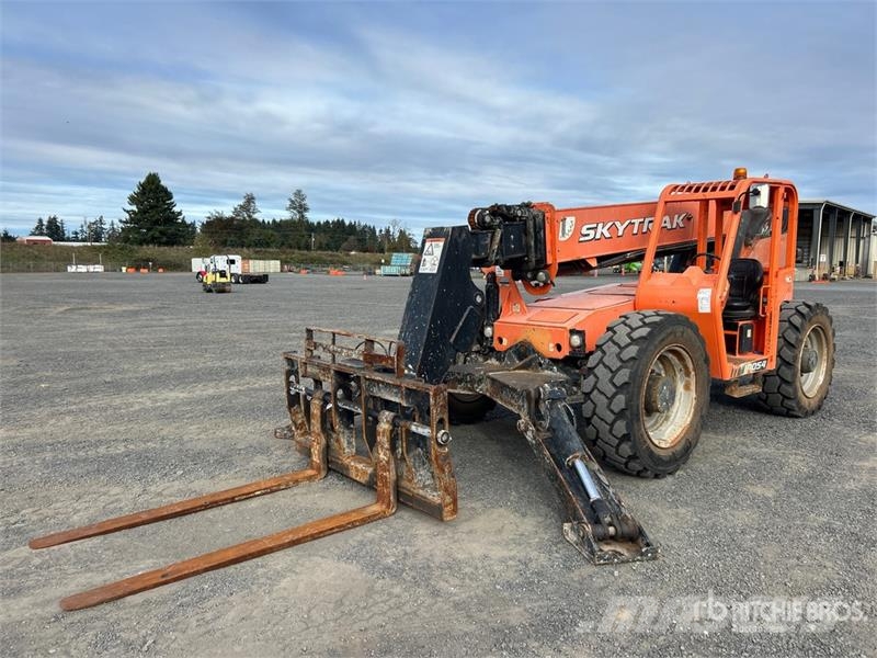SkyTrak 10054 Teleskoplader
