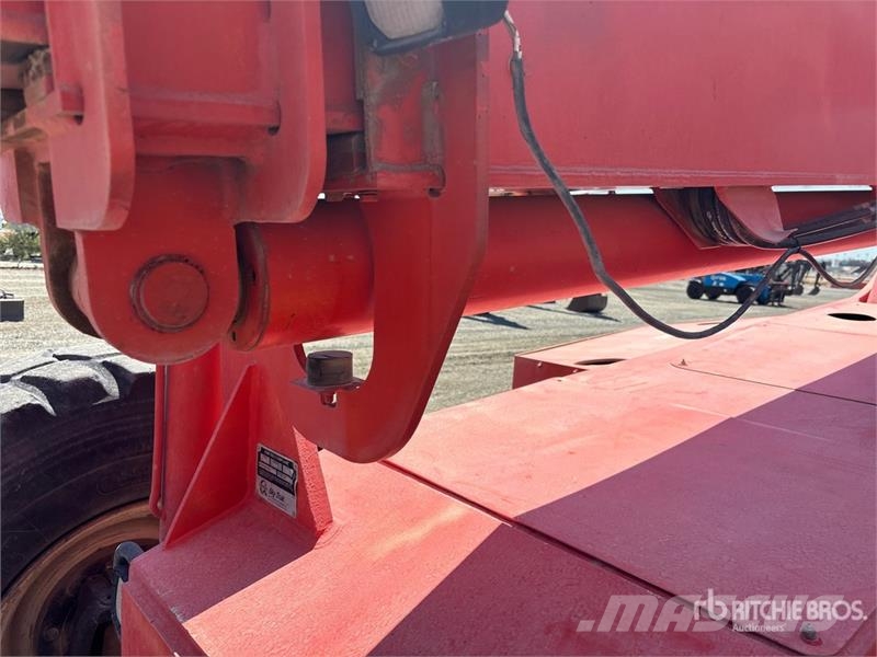 SkyTrak 10054 Telescopic handlers