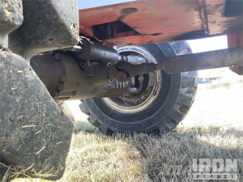 SkyTrak 10054 Telescopic handlers
