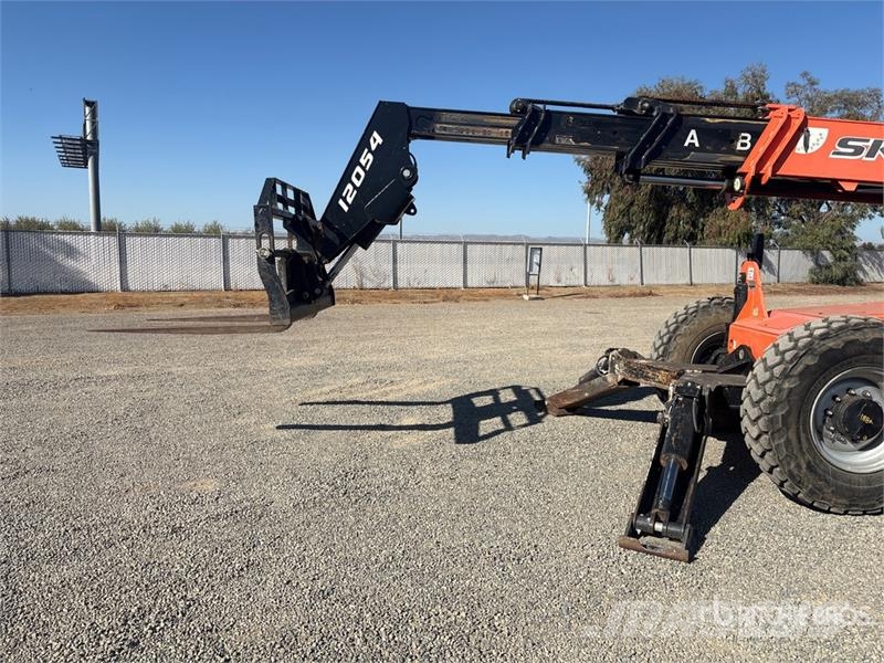 SkyTrak 12054 Telehandler Manipuladores telescópicos
