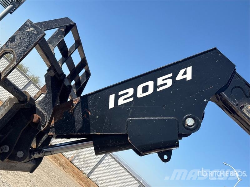 SkyTrak 12054 Telehandler Manipuladores telescópicos