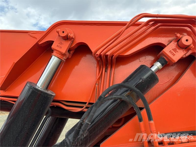 SkyTrak 8042 Telescopic handlers