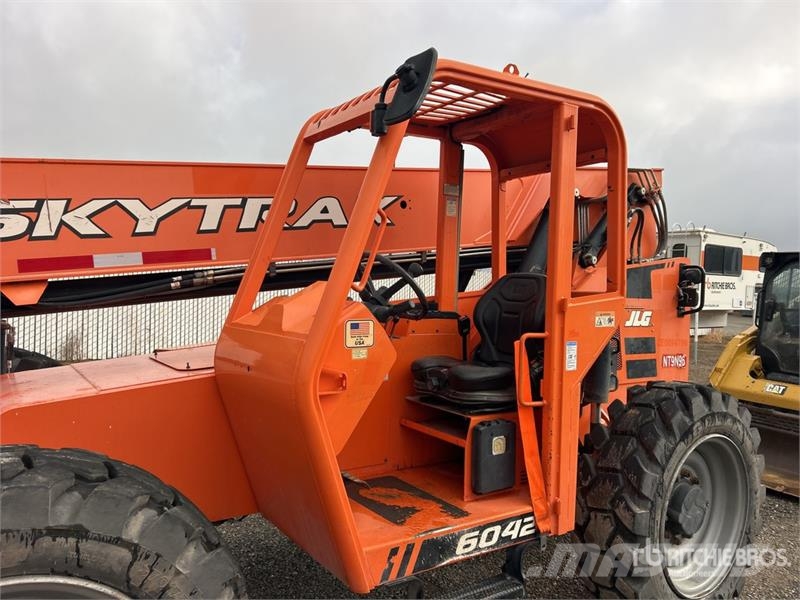 SkyTrak TL6042 Telehandler Teleszkópos rakodók