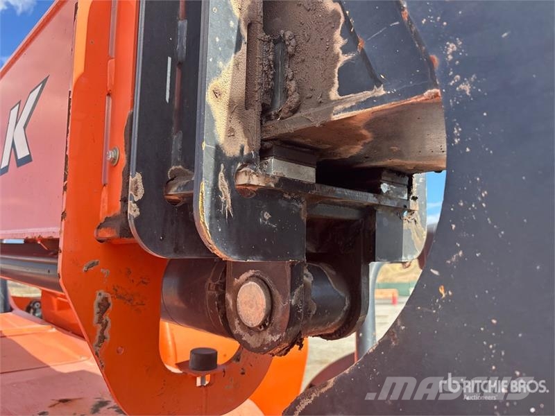 SkyTrak TL8042 Telehandler Telescopic handlers