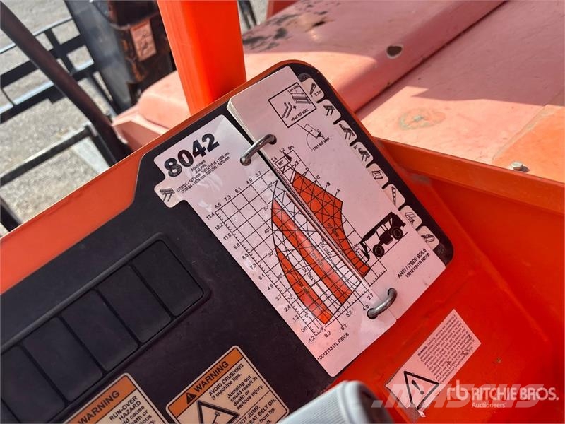 SkyTrak TL8042 Telehandler Telescopic handlers