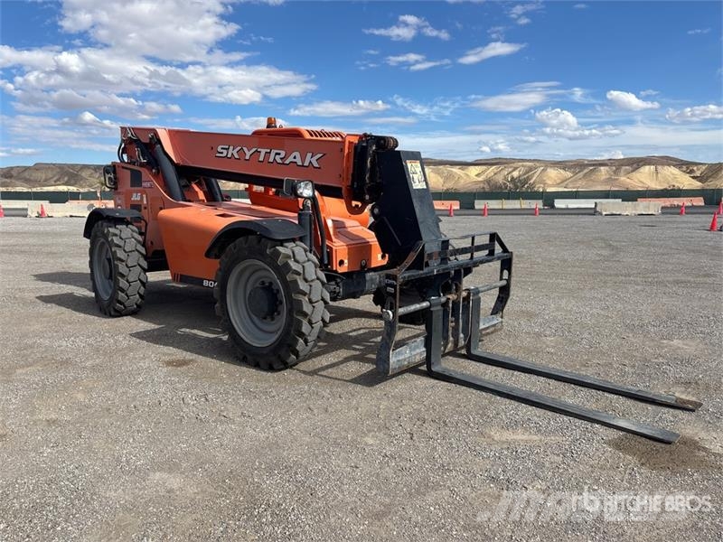 SkyTrak TL8042 Telehandler Telescopic handlers