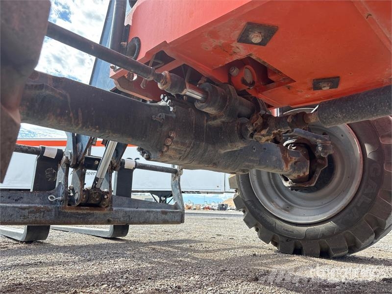 SkyTrak TL8042 Telehandler Telescopic handlers